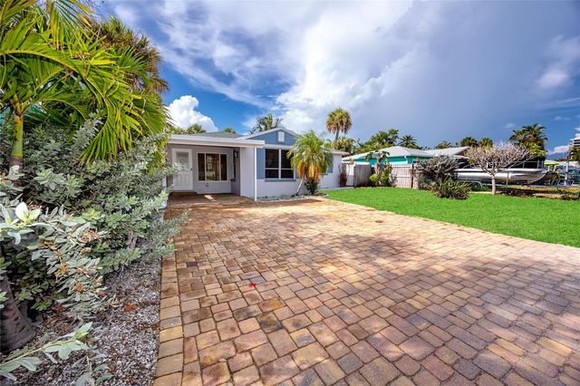504 79TH AVENUE, St Petersburg, FL 33706