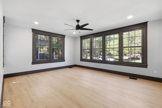 875 Woodruff Place Middle Drive, Indianapolis, IN 46201
