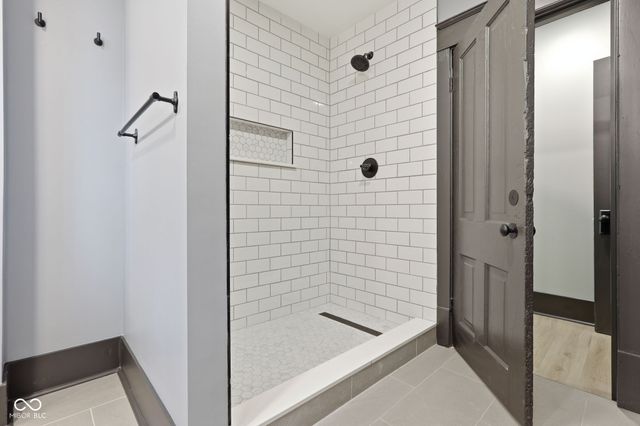 875 Woodruff Place Middle Drive, Indianapolis, IN 46201