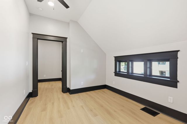 875 Woodruff Place Middle Drive, Indianapolis, IN 46201