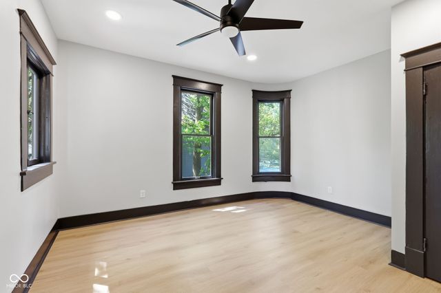 875 Woodruff Place Middle Drive, Indianapolis, IN 46201