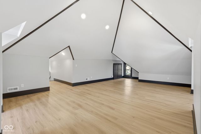 875 Woodruff Place Middle Drive, Indianapolis, IN 46201
