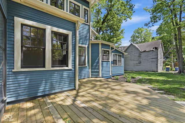 875 Woodruff Place Middle Drive, Indianapolis, IN 46201