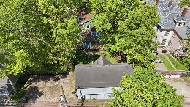 875 Woodruff Place Middle Drive, Indianapolis, IN 46201