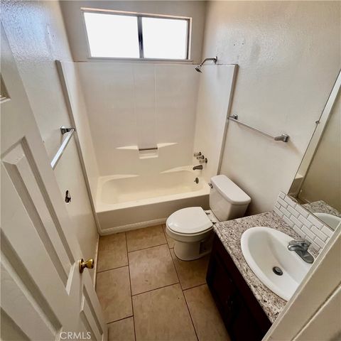 15375 Cheyenne Road, Apple Valley, CA 92307