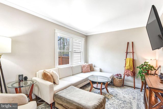 10326 MOCKINGBIRD POND CT, Burke, VA 22015