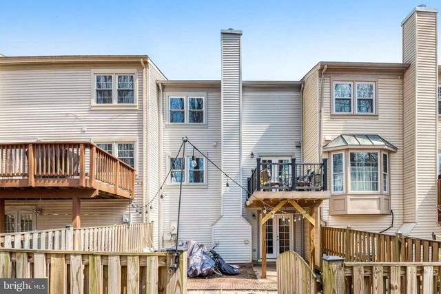 10326 MOCKINGBIRD POND CT, Burke, VA 22015