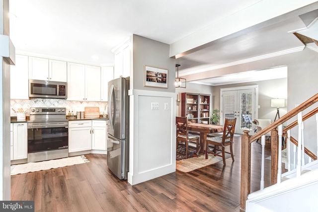 10326 MOCKINGBIRD POND CT, Burke, VA 22015