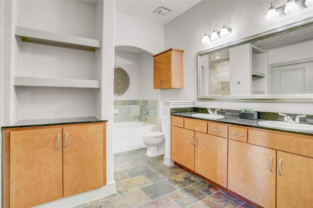 1901 Post Oak Boulevard 4303, Houston, TX 77056