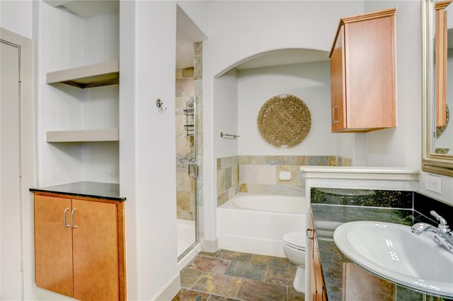 1901 Post Oak Boulevard 4303, Houston, TX 77056