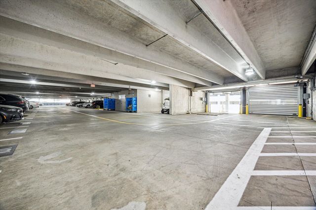 1901 Post Oak Boulevard 4303, Houston, TX 77056