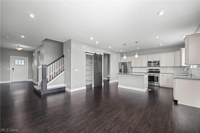 36392 Capri Lane, North Ridgeville, OH 44039