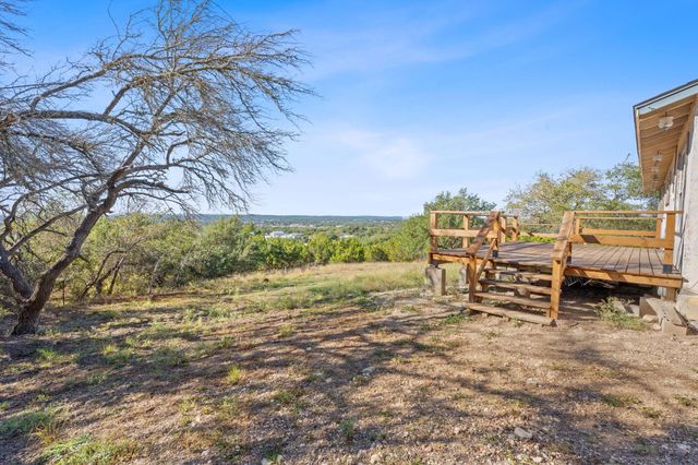 220 Harmon Hills RD, Dripping Springs, TX 78620