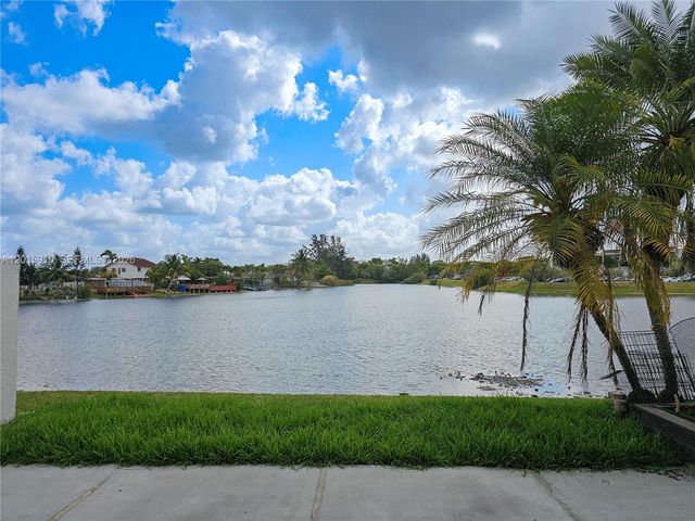 1341 SW 124th Ct 4-G, Miami, FL 33184
