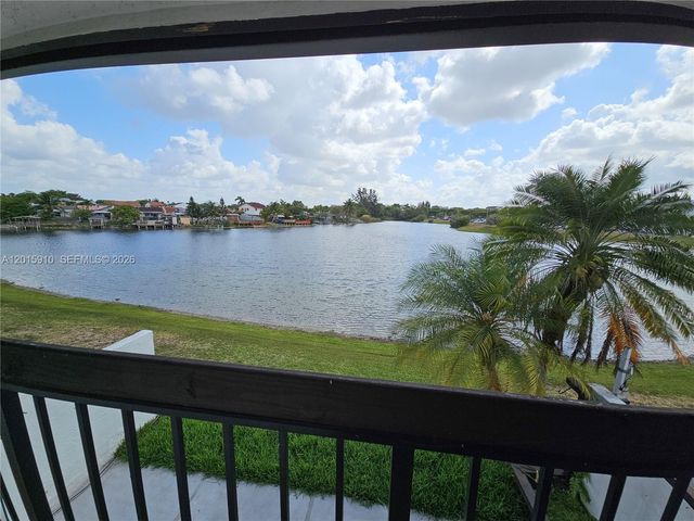 1341 SW 124th Ct 4-G, Miami, FL 33184