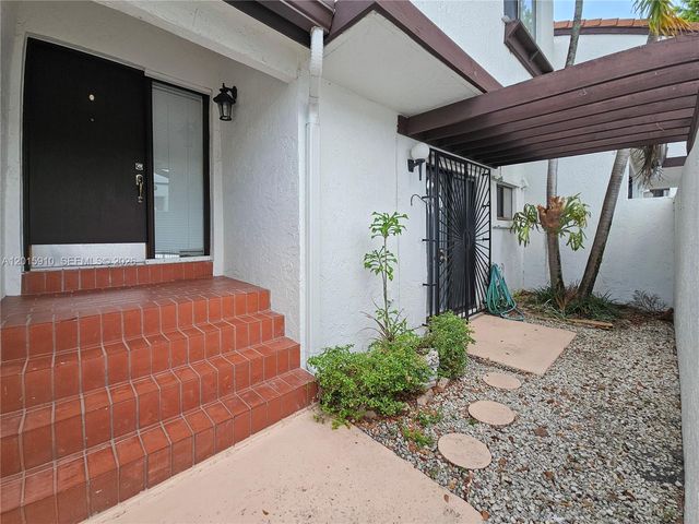 1341 SW 124th Ct 4-G, Miami, FL 33184