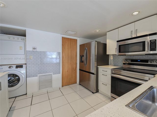 1341 SW 124th Ct 4-G, Miami, FL 33184