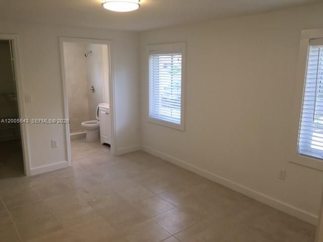 805 NE 138th St, North Miami, FL 33161