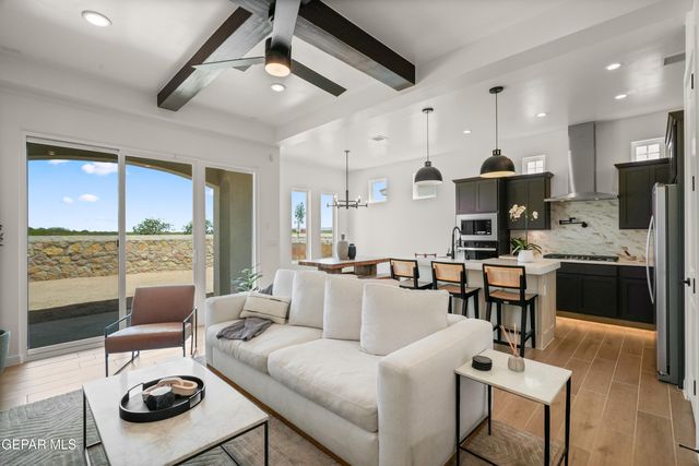 532 Paseo Simple Place, Horizon City, TX 79928