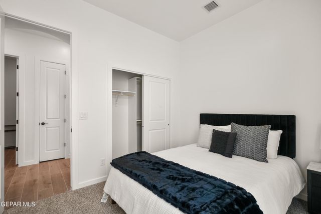 532 Paseo Simple Place, Horizon City, TX 79928