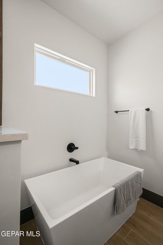 532 Paseo Simple Place, Horizon City, TX 79928