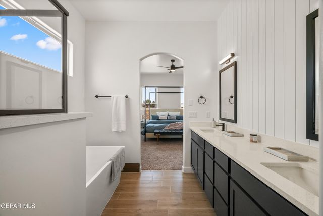 532 Paseo Simple Place, Horizon City, TX 79928