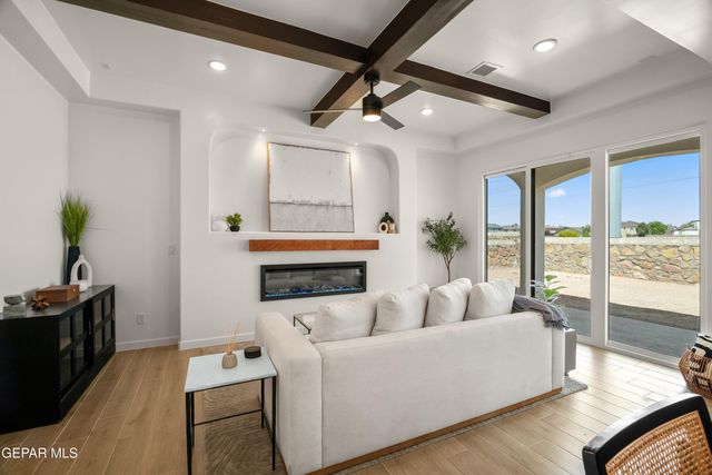 532 Paseo Simple Place, Horizon City, TX 79928