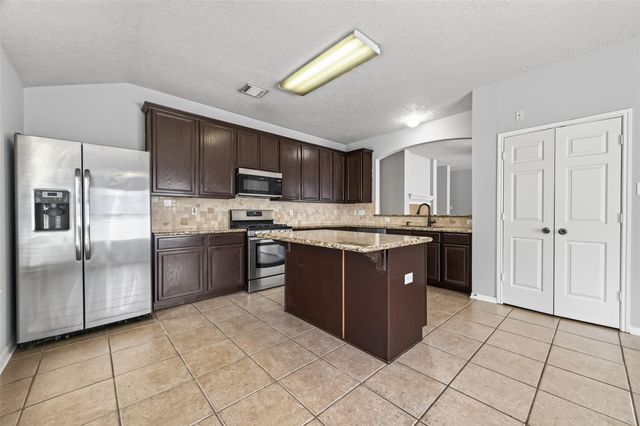 3218 Spring Flower Lane, Spring, TX 77388