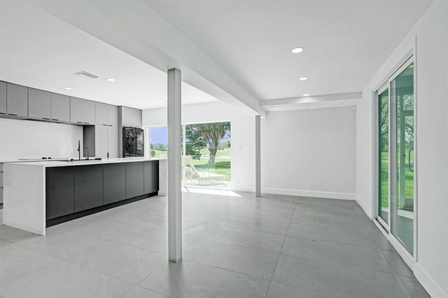 6700 E TROPICAL Way 1, Plantation, FL 33317