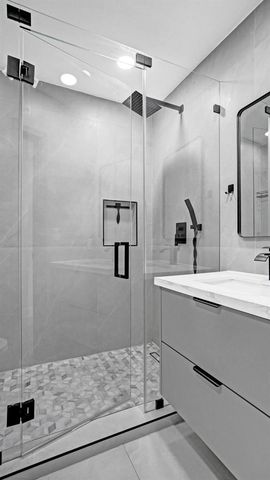 6700 E TROPICAL Way 1, Plantation, FL 33317