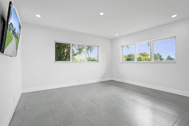 6700 E TROPICAL Way 1, Plantation, FL 33317