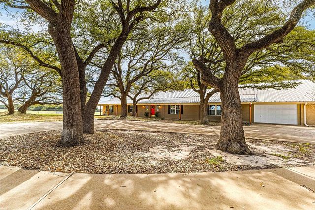 13755 N Lone Star Parkway, Valley Mills, TX 76689