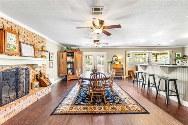 13755 N Lone Star Parkway, Valley Mills, TX 76689