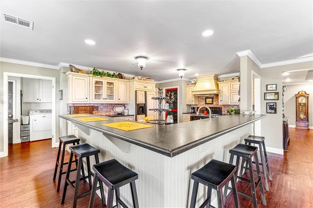 13755 N Lone Star Parkway, Valley Mills, TX 76689