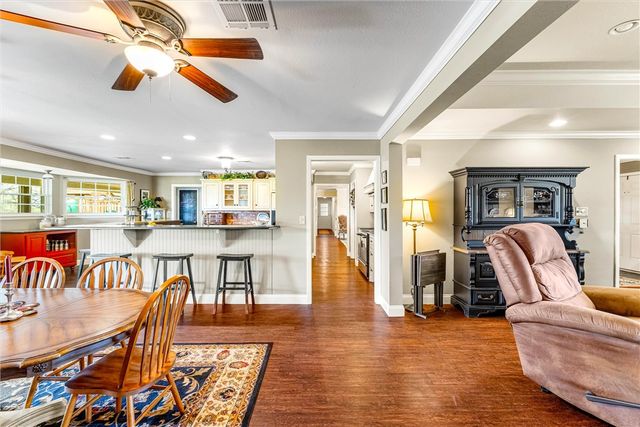 13755 N Lone Star Parkway, Valley Mills, TX 76689