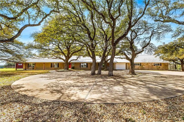 13755 N Lone Star Parkway, Valley Mills, TX 76689