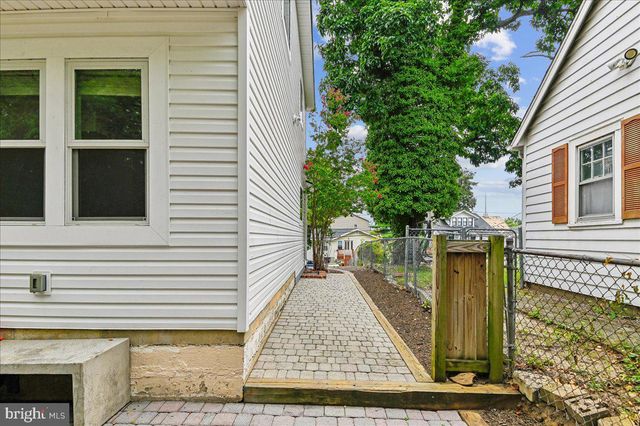 6206 61ST PL, Riverdale, MD 20737