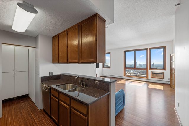 433 S 7th Street 2308, Minneapolis, MN 55415