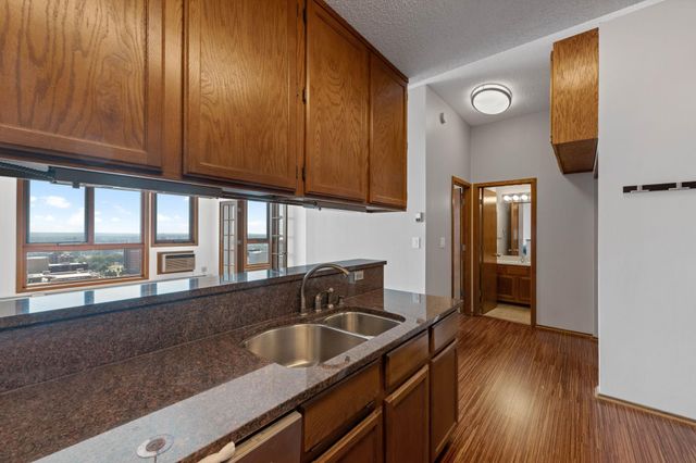 433 S 7th Street 2308, Minneapolis, MN 55415