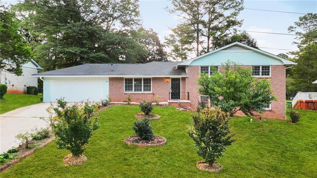 636 Hearon Drive, Stone Mountain, GA 30088
