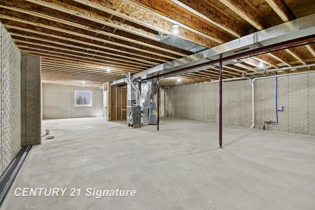 8610 Foxtail Trail, Freeland, MI 48623