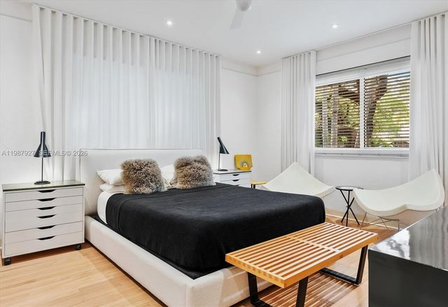 445 Minorca Ave, Coral Gables, FL 33134