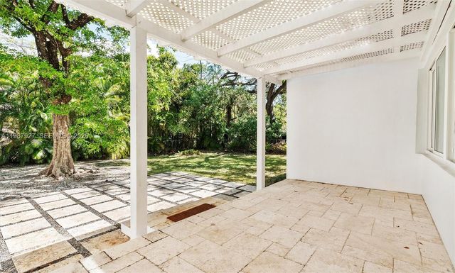445 Minorca Ave, Coral Gables, FL 33134