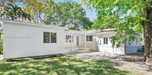 445 Minorca Ave, Coral Gables, FL 33134