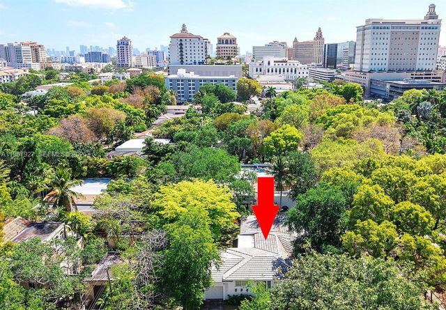 445 Minorca Ave, Coral Gables, FL 33134