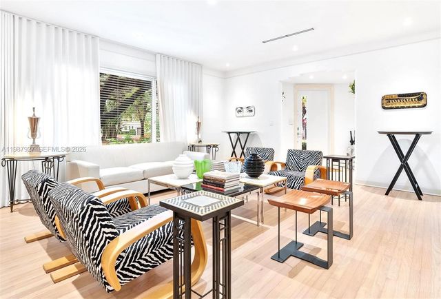 445 Minorca Ave, Coral Gables, FL 33134