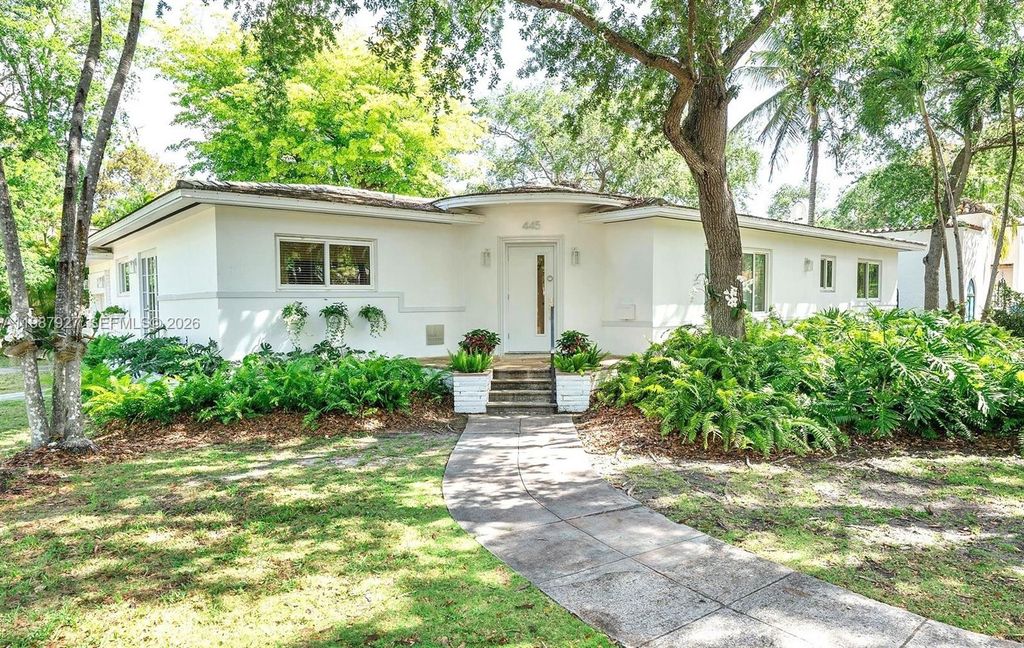 445 Minorca Ave, Coral Gables, FL 33134