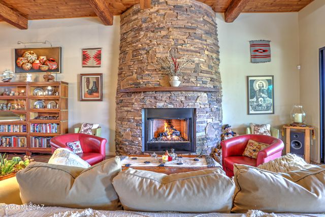 8340 N Lee Trevino Drive, Tucson, AZ 85742