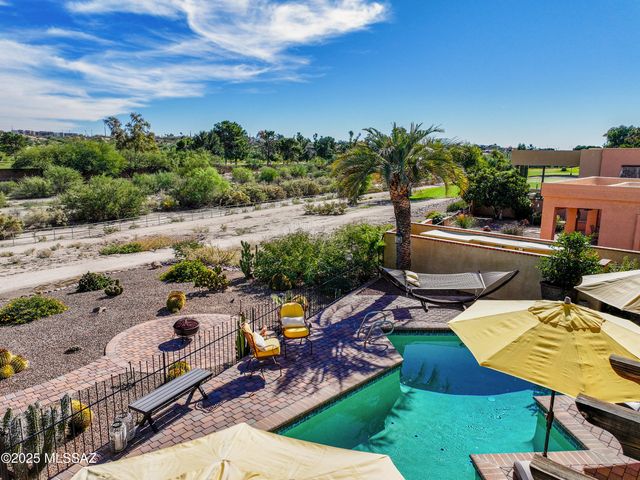 8340 N Lee Trevino Drive, Tucson, AZ 85742