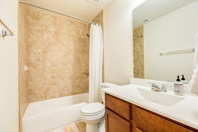 707 Burr Oak, Richwood, TX 77531